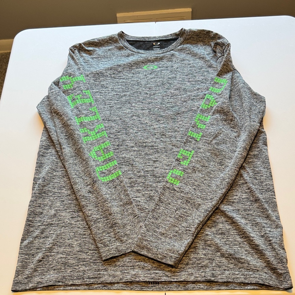 Oakley Gray Long Sleeve Tee with Green Accents